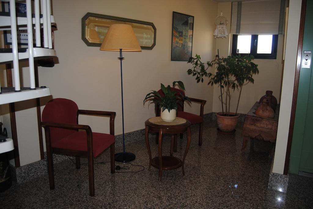 Hostal El Mirador La Lastrilla Buitenkant foto